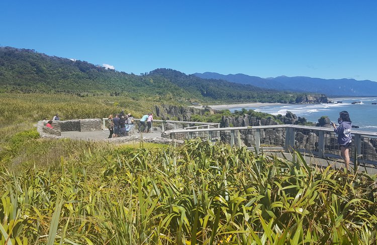 Punakaiki Blow Holes & Pancake Rocks