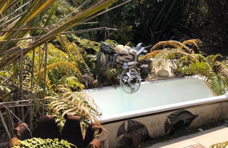 Alison Gyax outdoor bath.JPG