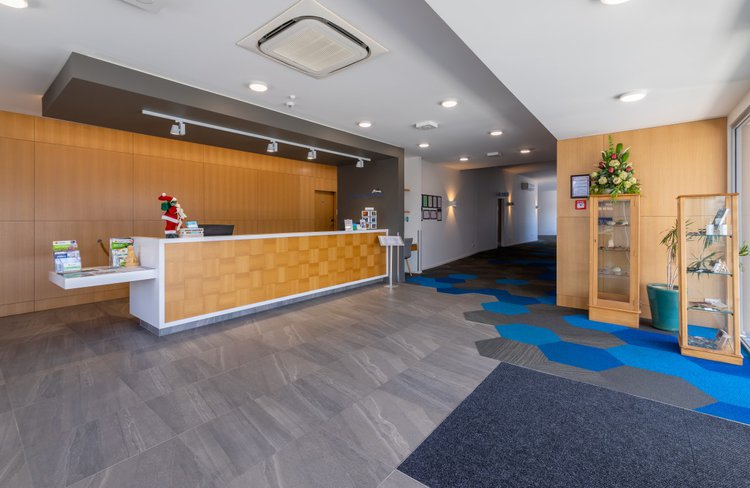 Beachfront Hotel Hokitika reception.jpg