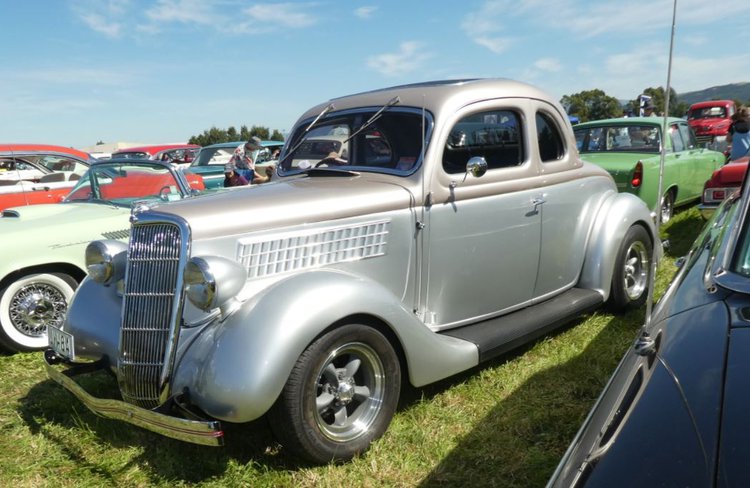 FJ Classic Car show.JPG