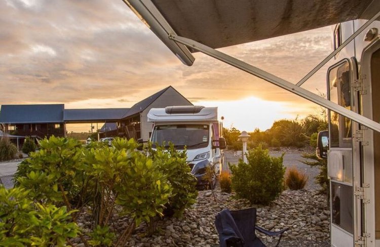 Haast-River-Motels-Holiday-Park5.JPG