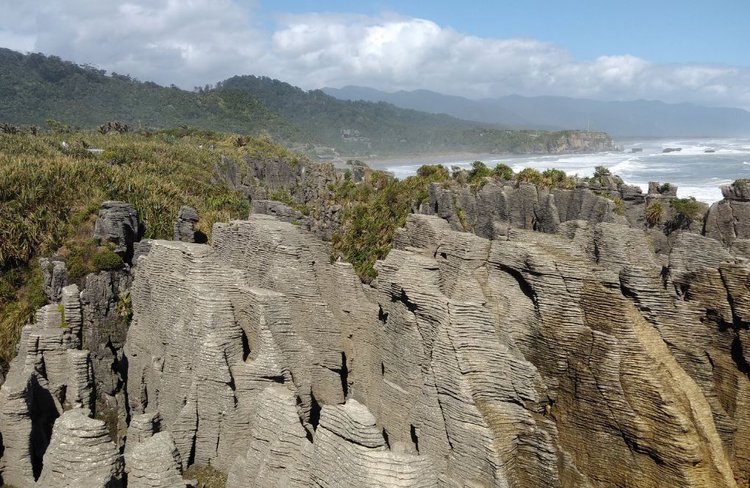Hokitika Scenic Tours - Pancake Rocks & Blowholes