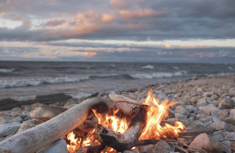 Beach Walks and Camp Fires. Our beautiful beach really is a true fossicking beach, try your luck, you never know you might just find Ross' next golden "Roddy Nugget" - now that would be exciting. Or you may find some beautiful Pounamu,