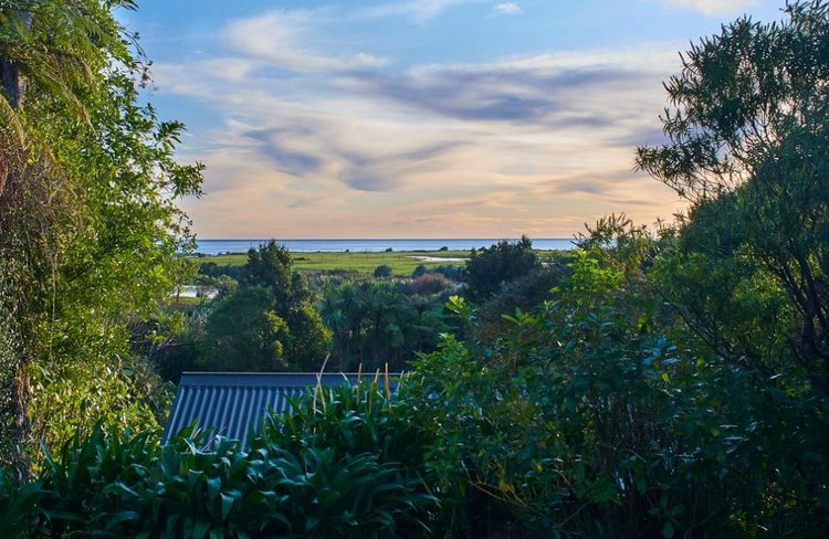 Paparoa Beach1.JPG