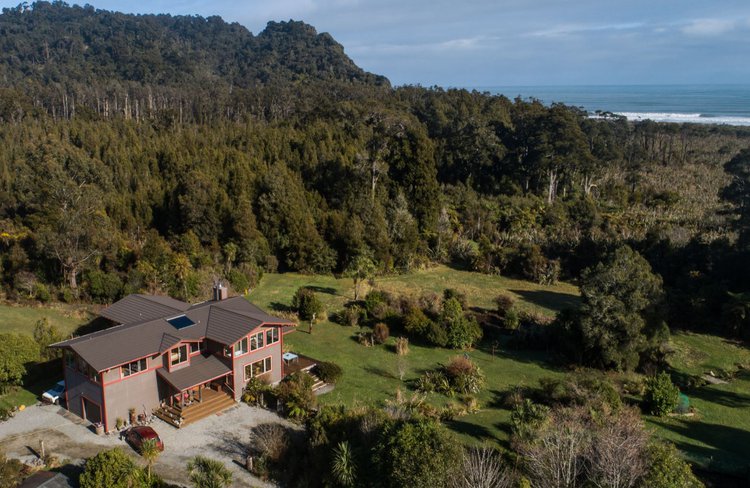 Paramata Lodge - Aerial View