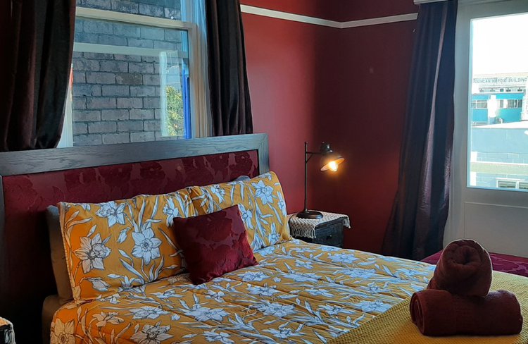 Red room.jpg