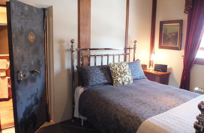 Reef Cottage B&B room