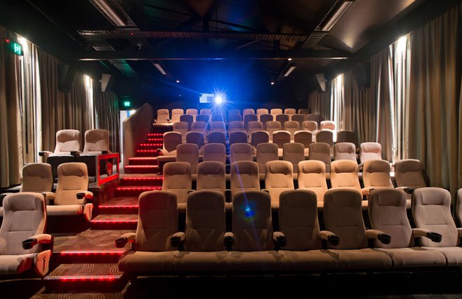 Regent Theatre32.jpg