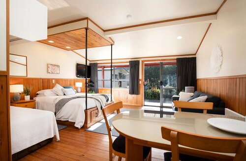 Studio-Unit-Room-5-6.jpg