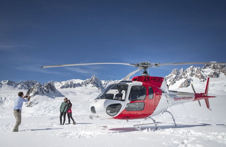 THL-Twin-Glacier-Flight.JPG