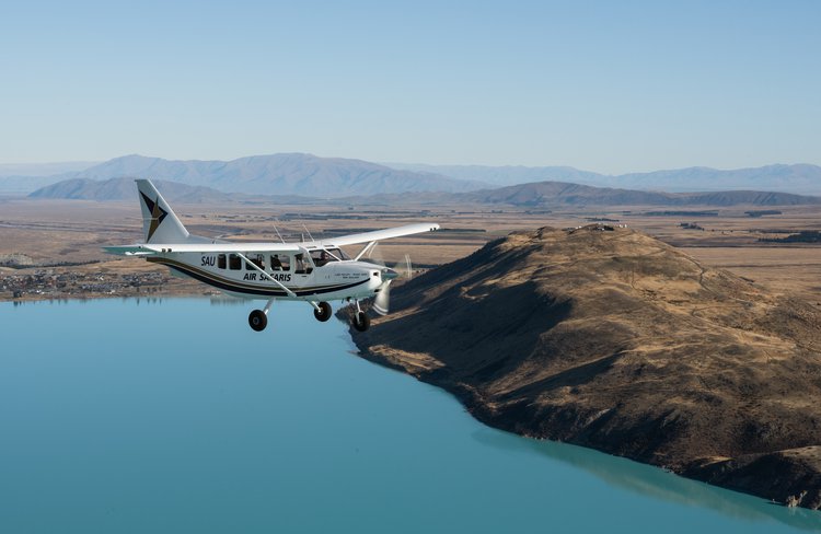 Air Safaris Airvan flying over Lake Tekapo