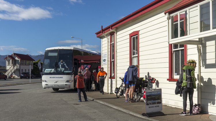 Greymouth train station