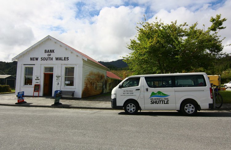 Bank of NSW, Wilderness Trail Shuttle