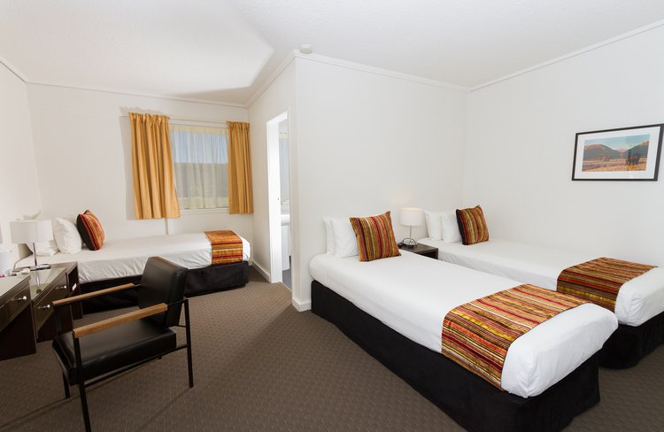 Standard Triple Single Room
