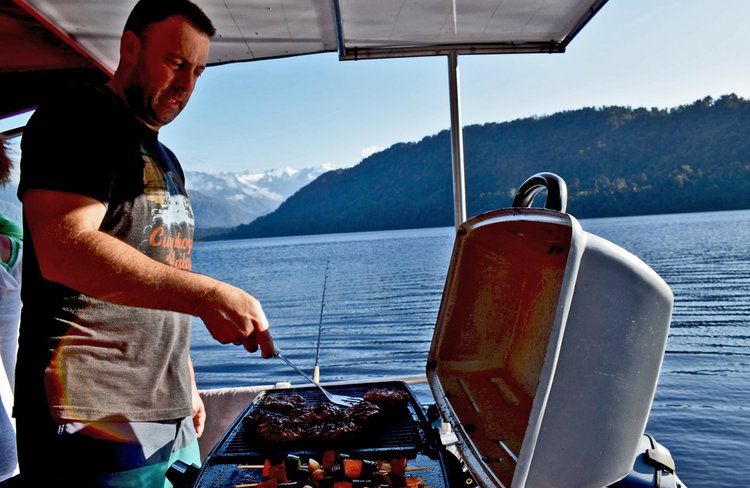Fish cruise & BBQ