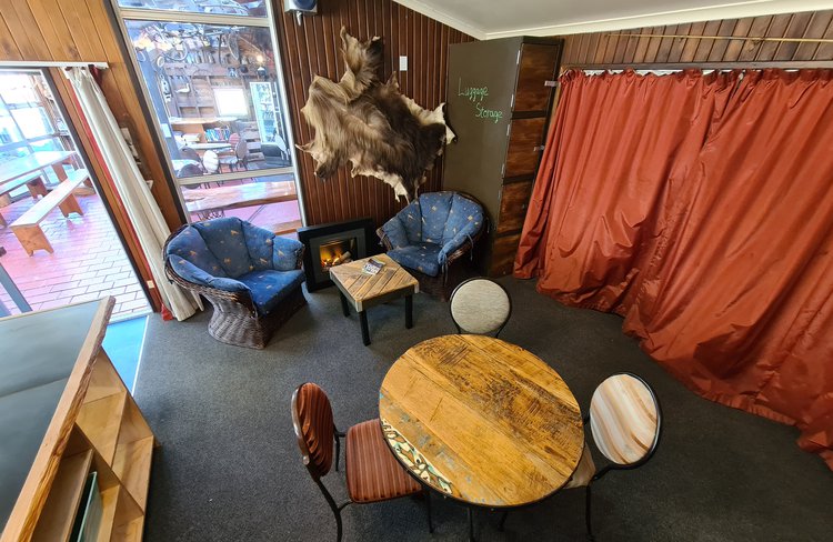 Kitchen/Lounge