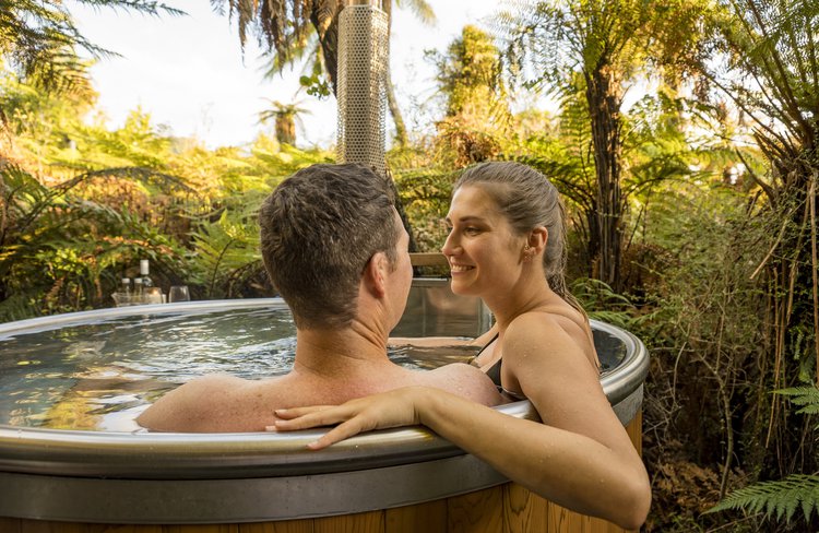 Waiho Hot Tub Experience, Franz Josef Glacier. Fresh Mountain Stream Water, wood fire, private. Enjoy our private hot tub set in a lush rainforest setting.