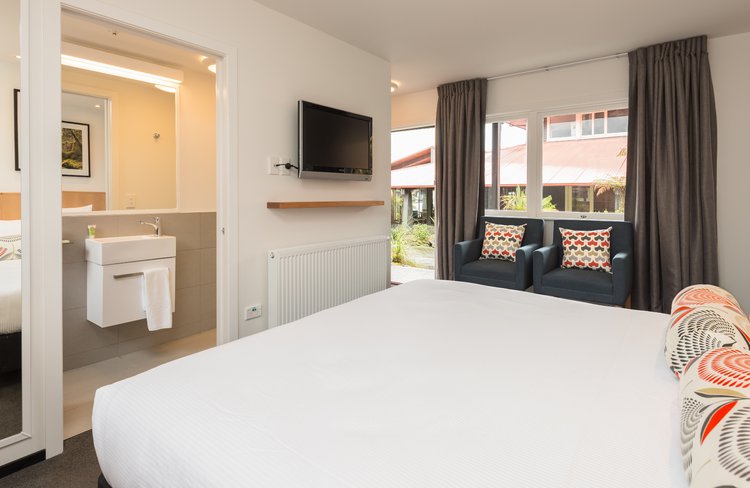Standard Room - King