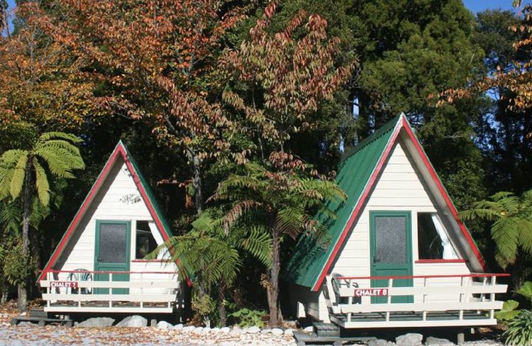 Westport Motels & HP_Chalets