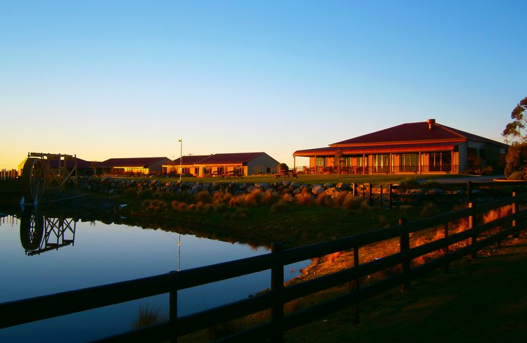 Stations Inn Outside - Sunset