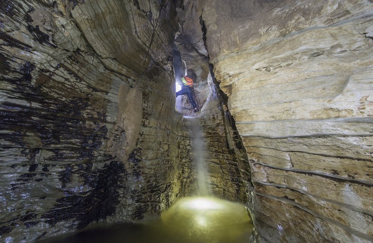 Thrilling waterfalls to climb on the way out
