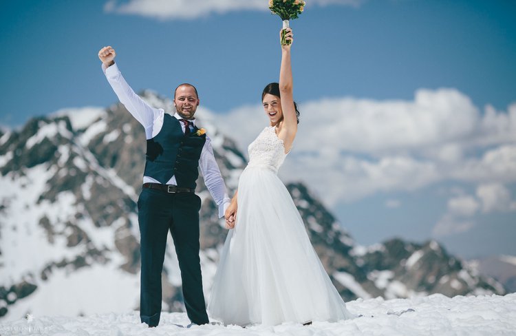 Snow Weddings in New Zealand.