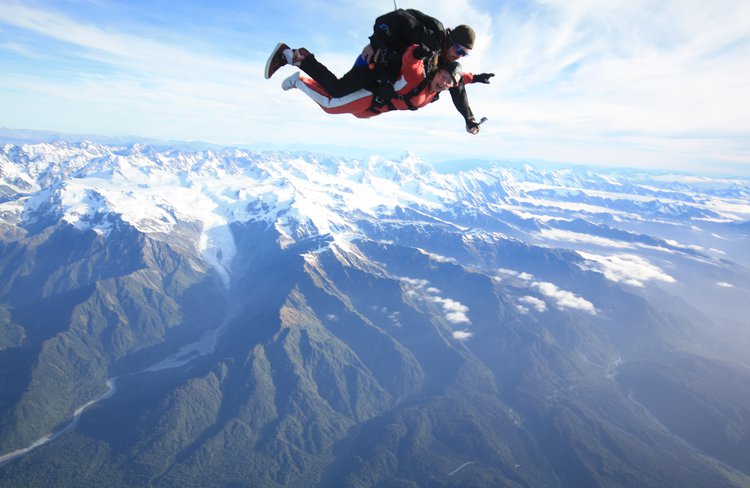 NZ's highest tandem skydive 20,000ft at Skydive Franz