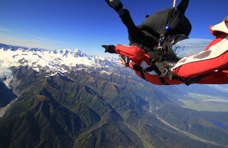 New Zealand's highest tandem skydive 20,000ft at Skydive Franz