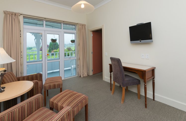 One Bedroom Suite - Lounge
