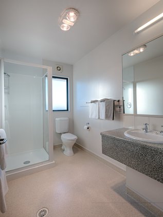 One Bedroom Unit - bathroom