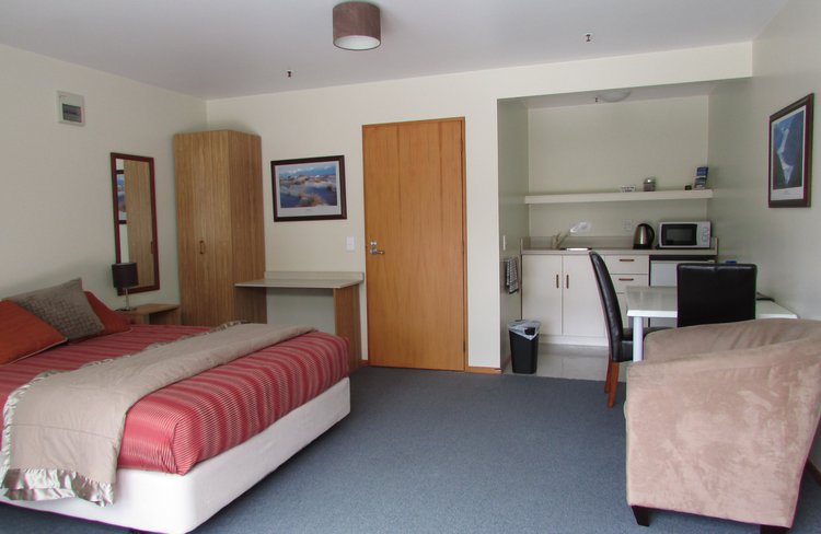 One bedroom unit.