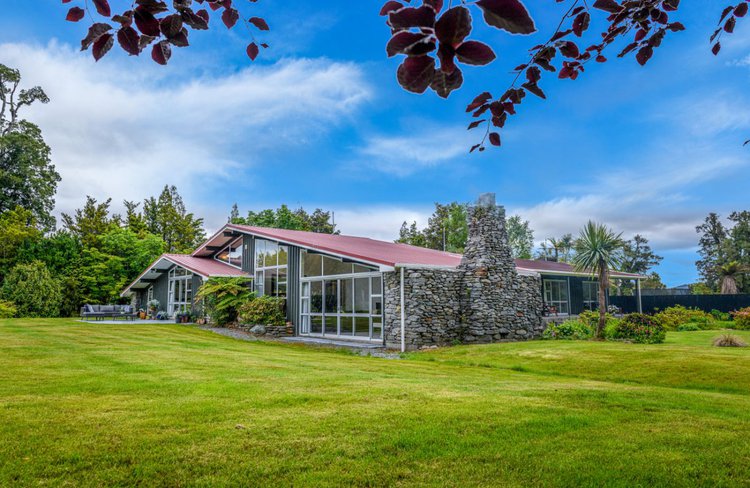 Reflection Lodge