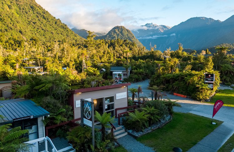 Heading to Franz Josef? Soak up the soothing comfort of fresh, warm water in a private wood-fired tub.